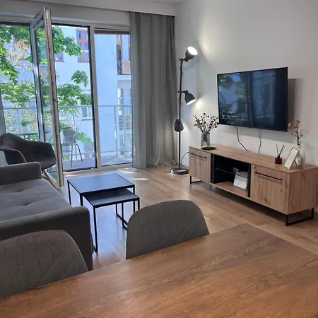 Zlote Apartamenty 36 Legnica Esterno foto