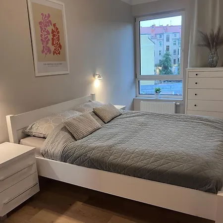Zlote Apartamenty 36 Legnica Esterno foto